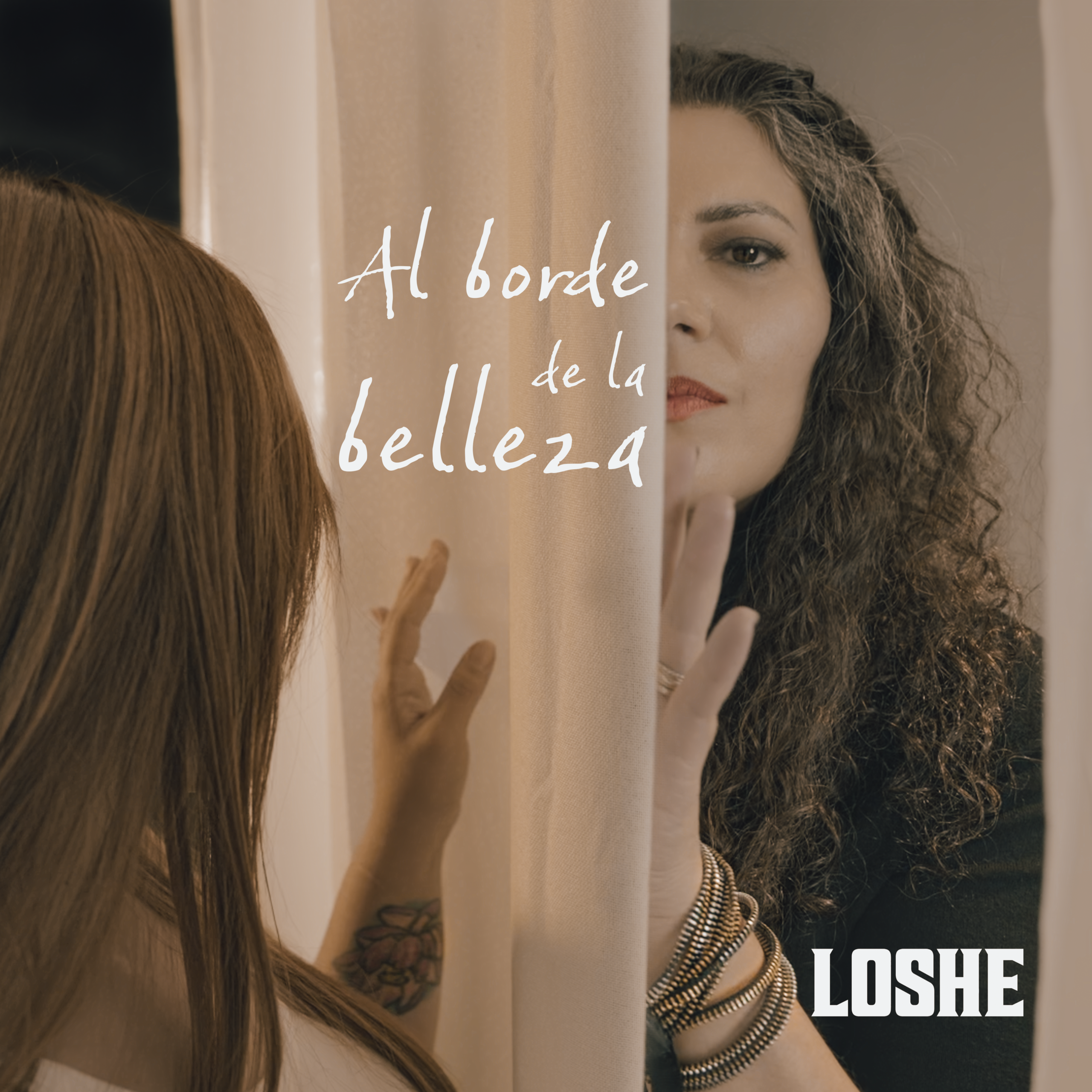 Loshe Explores Longing and Emotional Fear in Haunting New Single “Al Borde de la Belleza”